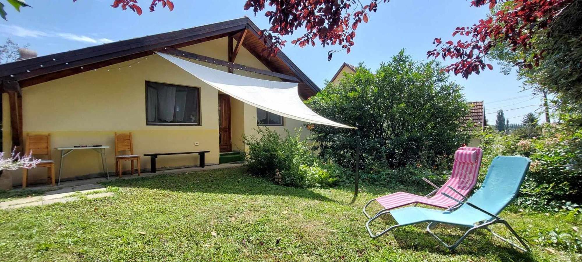 Kismokus Apartman Eger Eksteriør bilde